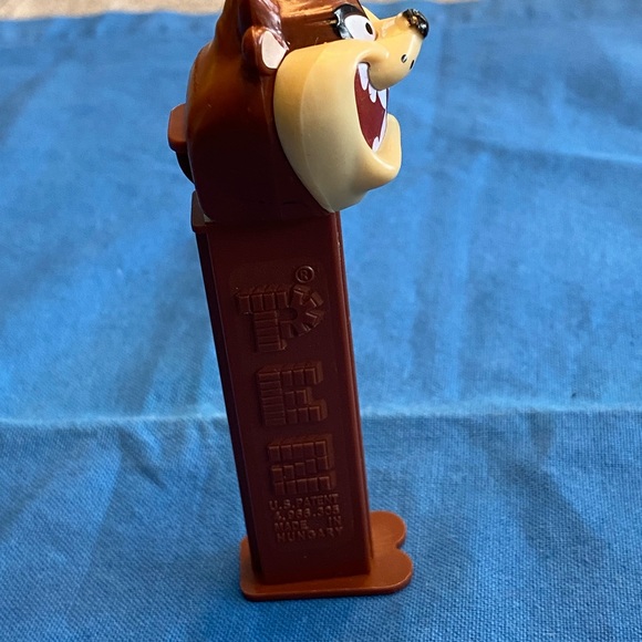 pez | Toys | Vintage Tasmanian Devil Pez Dispenser Brown Stem Footed